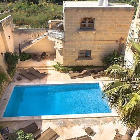 Gozo Spirit Bed & Breakfast Nadur ภายนอก รูปภาพ