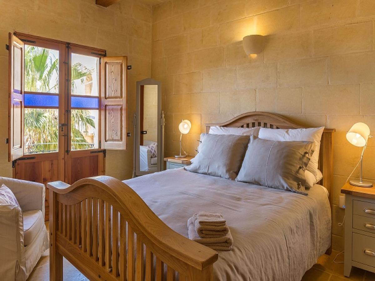 Gozo Spirit Bed & Breakfast Nadur ภายนอก รูปภาพ