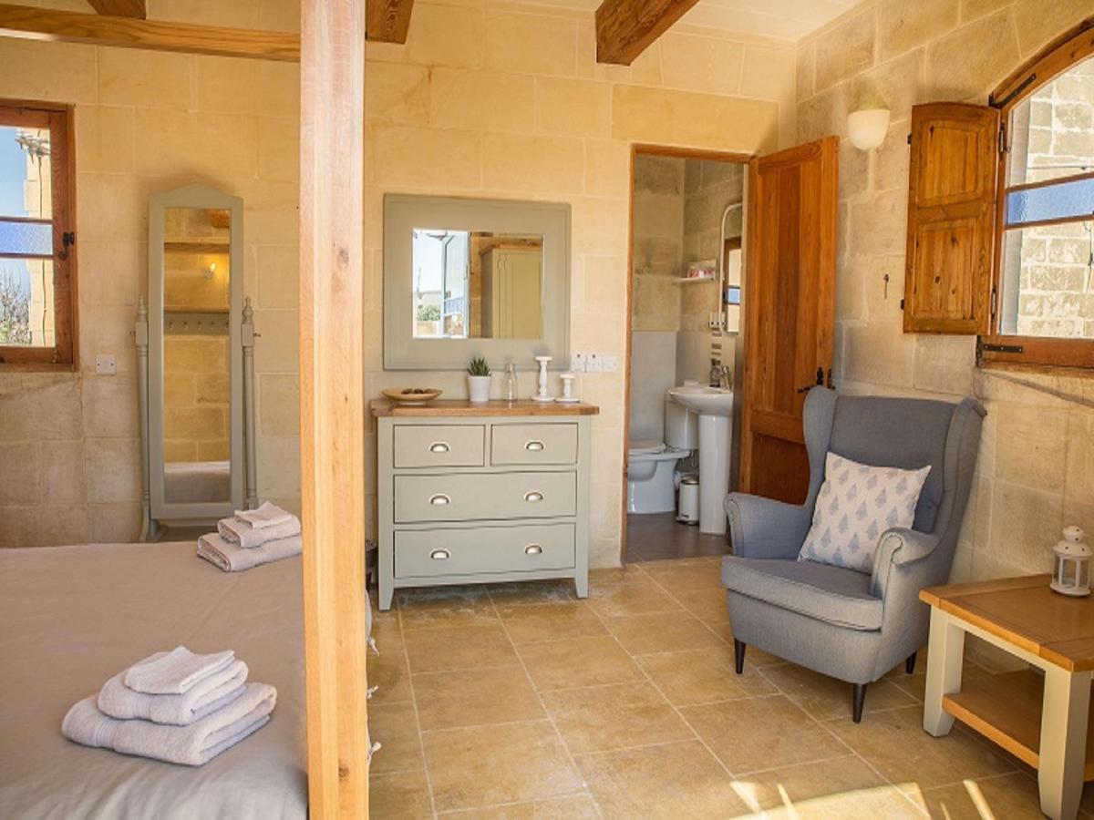 Gozo Spirit Bed & Breakfast Nadur ภายนอก รูปภาพ