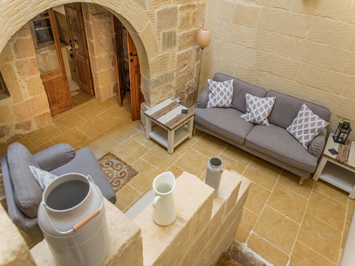 Gozo Spirit Bed & Breakfast Nadur ภายนอก รูปภาพ