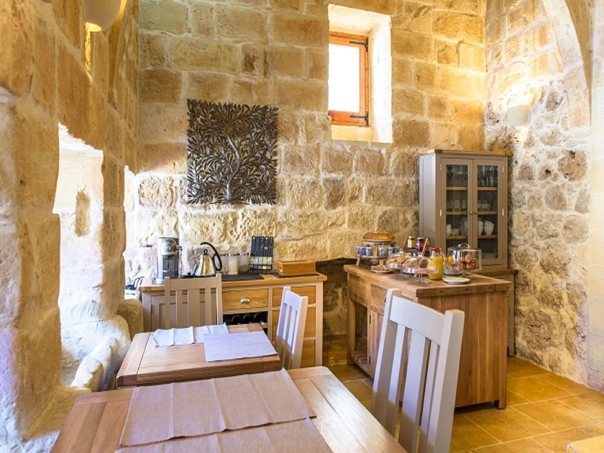 Gozo Spirit Bed & Breakfast Nadur ภายนอก รูปภาพ